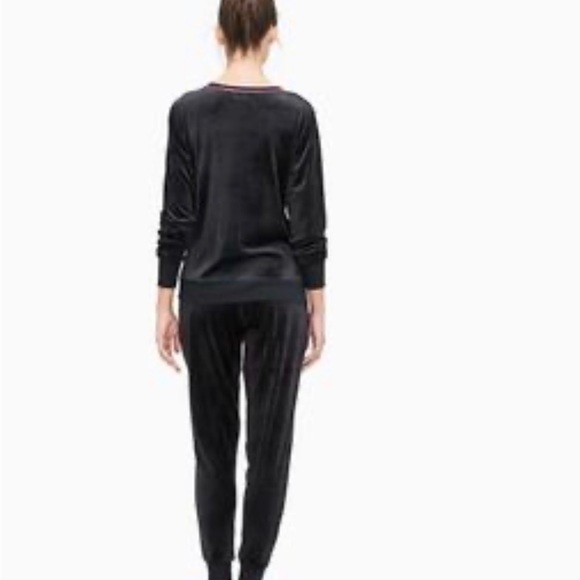 Kate Spade ♠️ Black Velour Velvet Eye Wink Sweater Sweatshirt……. - Picture 3 of 4